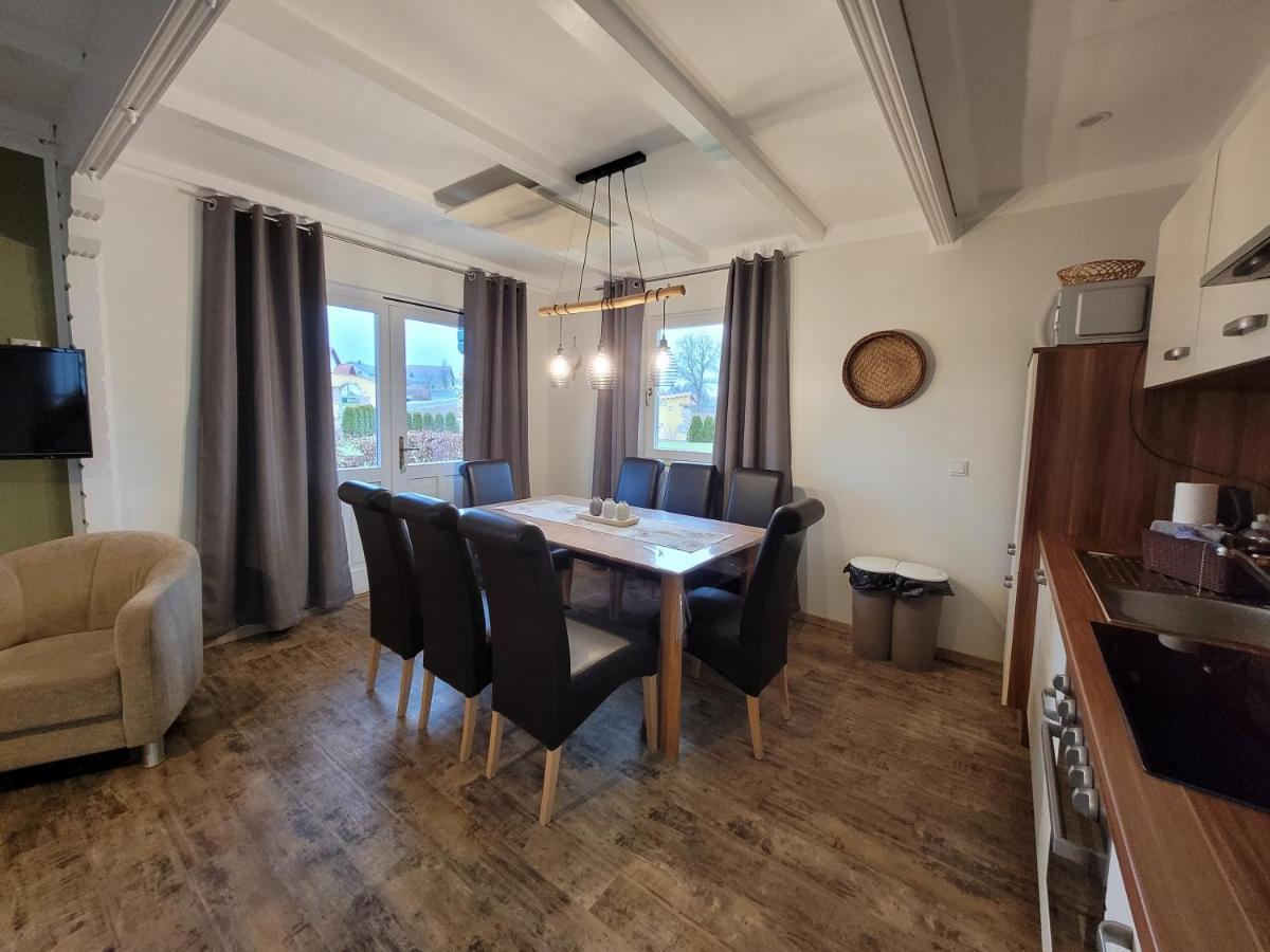 Ferienhaeuser Oberdorla Bagian luar foto