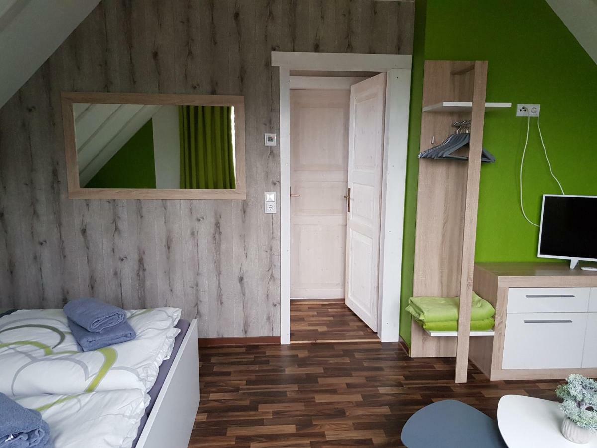 Ferienhaeuser Oberdorla Bagian luar foto
